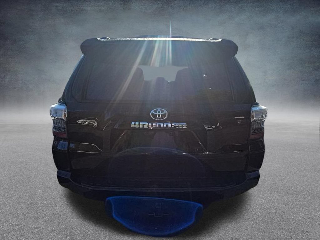 Used 2024 Toyota 4Runner SR5 AWD/4WD image 6