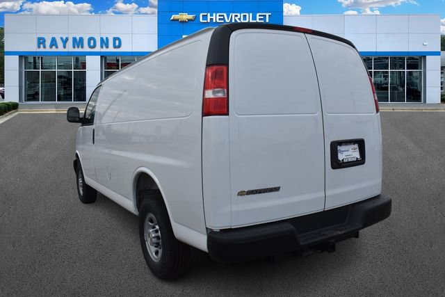 New 2026 Chevrolet Express 2500 w/ Driver Convenience Package image 6