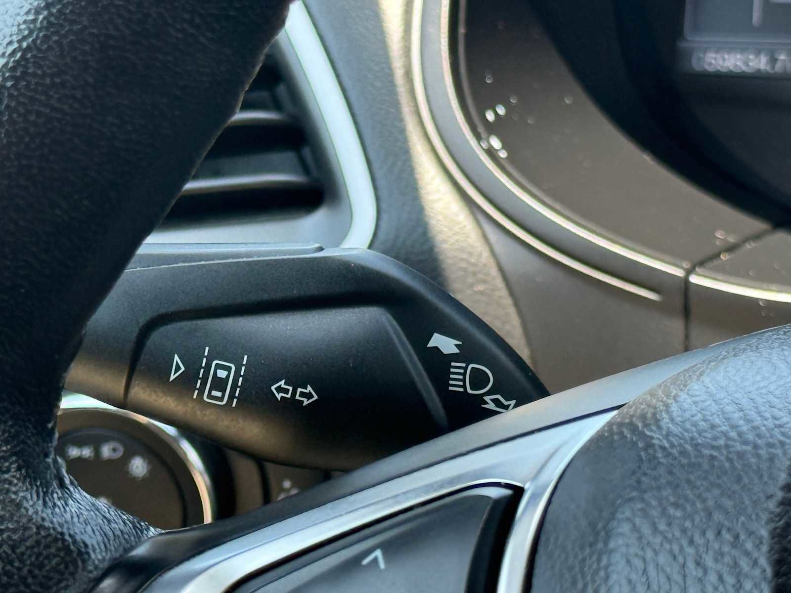 Used 2022 Ford Edge SEL image 23