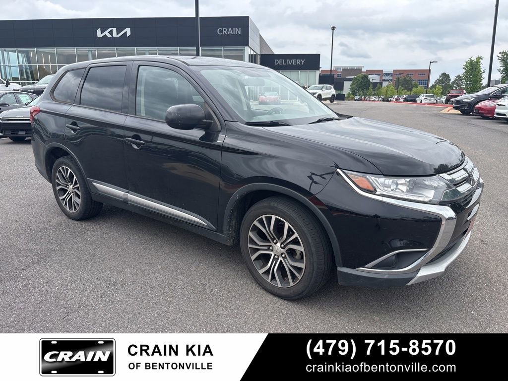 Used 2018 Mitsubishi Outlander ES