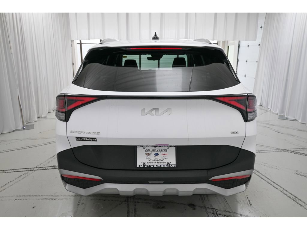 Used 2023 Kia Sportage EX image 6