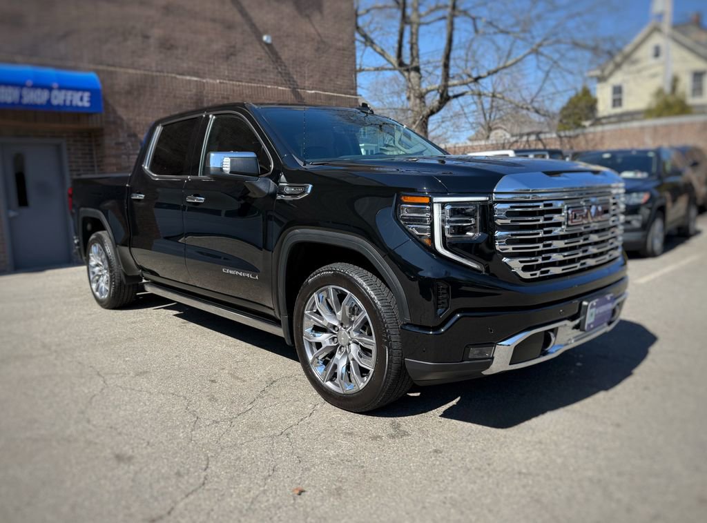 Used 2024 GMC Sierra 1500 Denali w/ Denali Reserve Package image 3