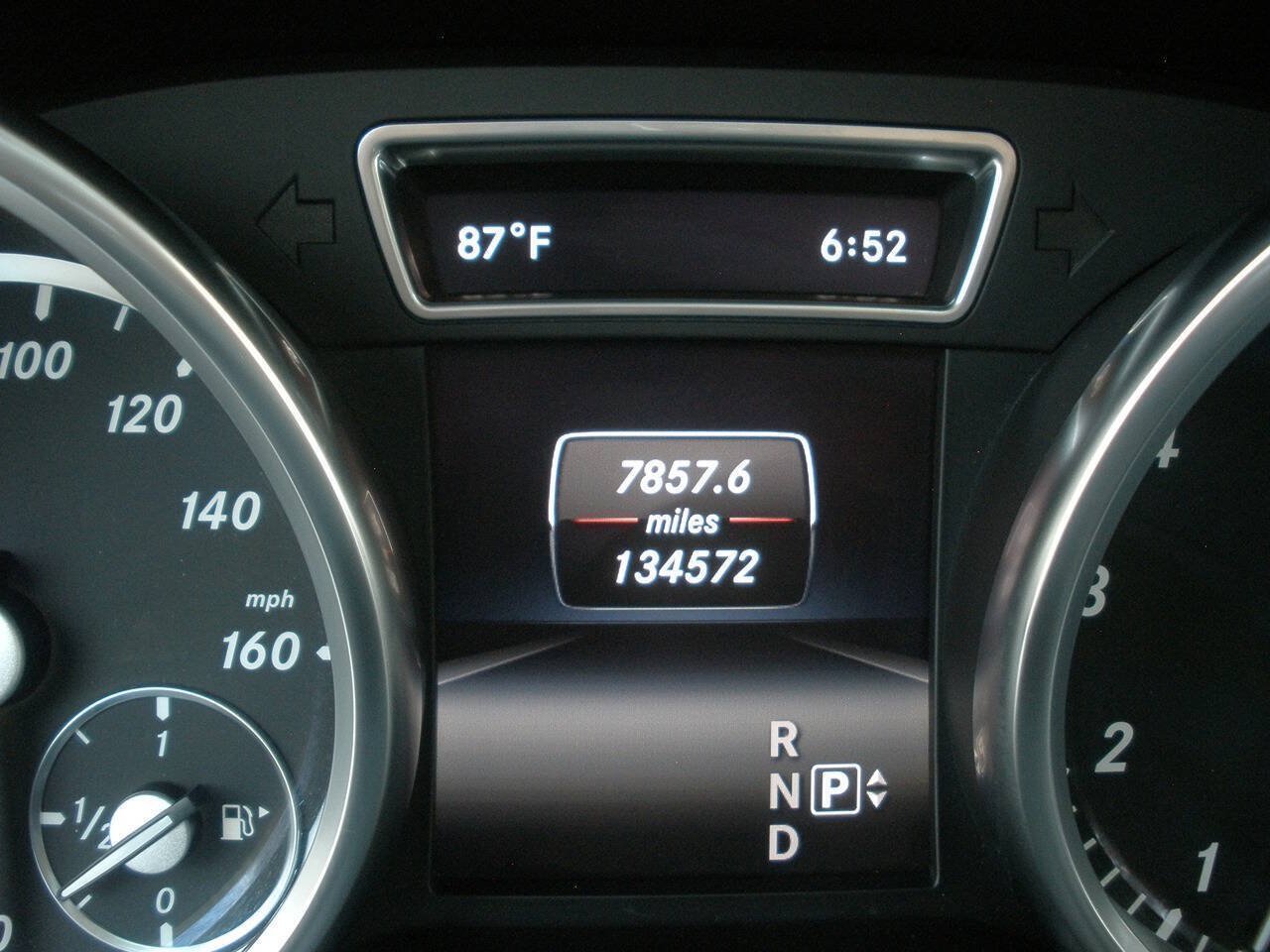 Used 2015 Mercedes-Benz ML 350 4MATIC image 39