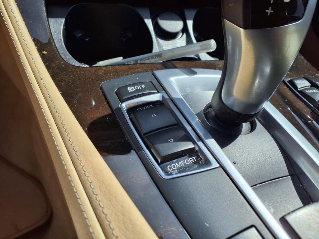 Used 2014 BMW 535i Sedan image 24