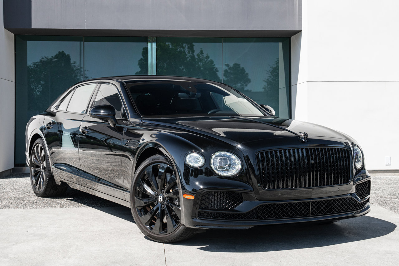 Used 2024 Bentley Flying Spur V8