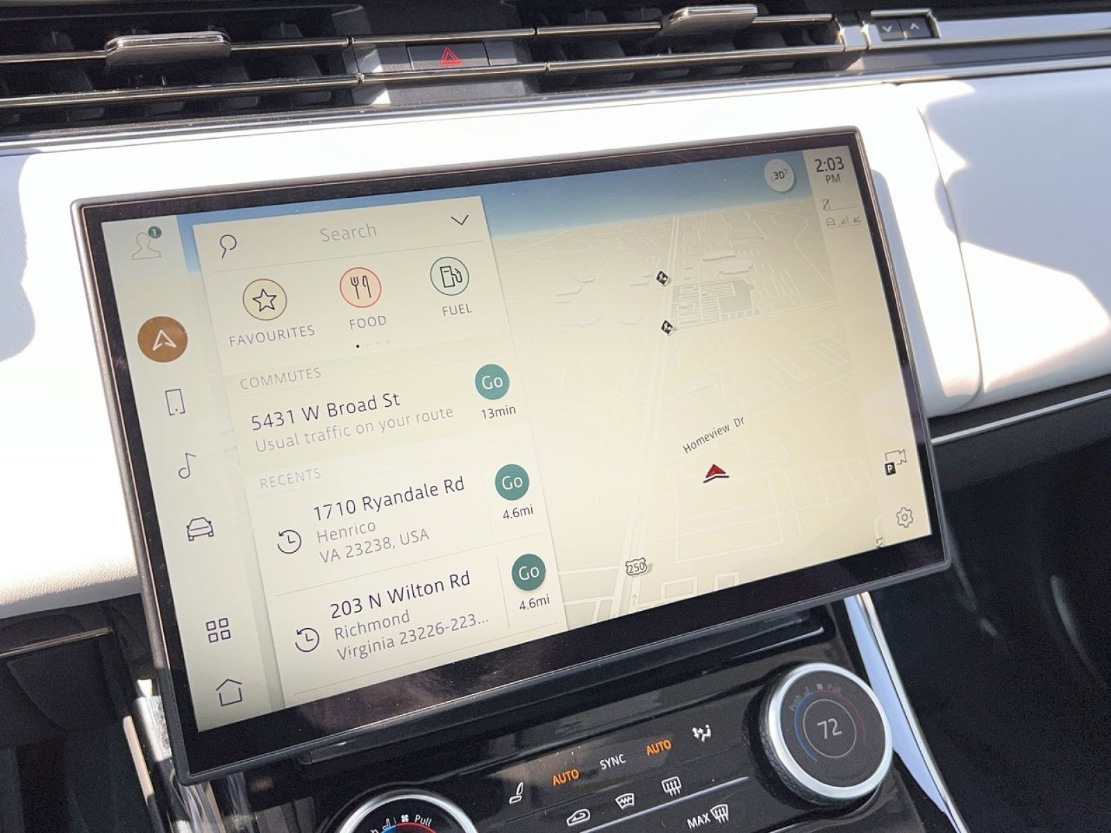 Used 2023 Land Rover Range Rover Sport SE AWD/4WD image 17