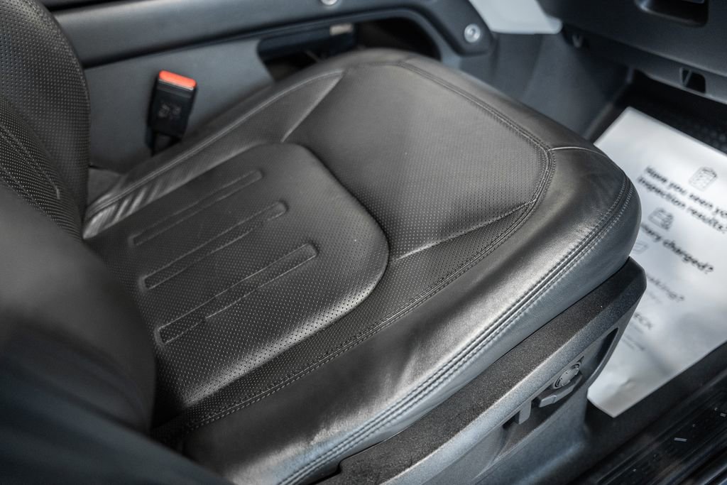 Used 2020 Land Rover Defender 110 HSE image 35