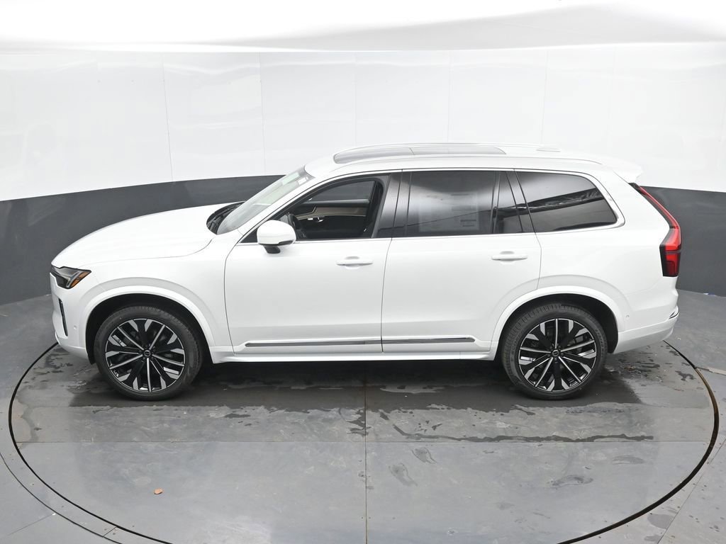 New 2026 Volvo XC90 B6 Plus w/ Protection Package image 32
