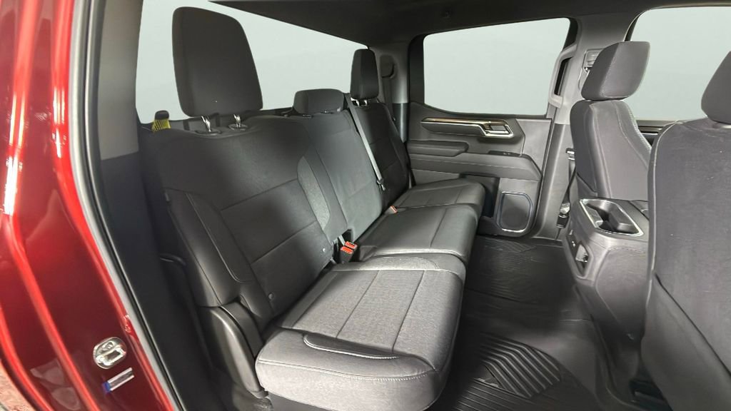 Used 2025 Chevrolet Silverado 1500 LT Trail Boss AWD/4WD image 29