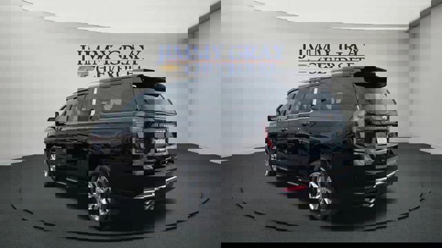 New 2026 Chevrolet Suburban Premier w/ Sun And Tow Package image 3