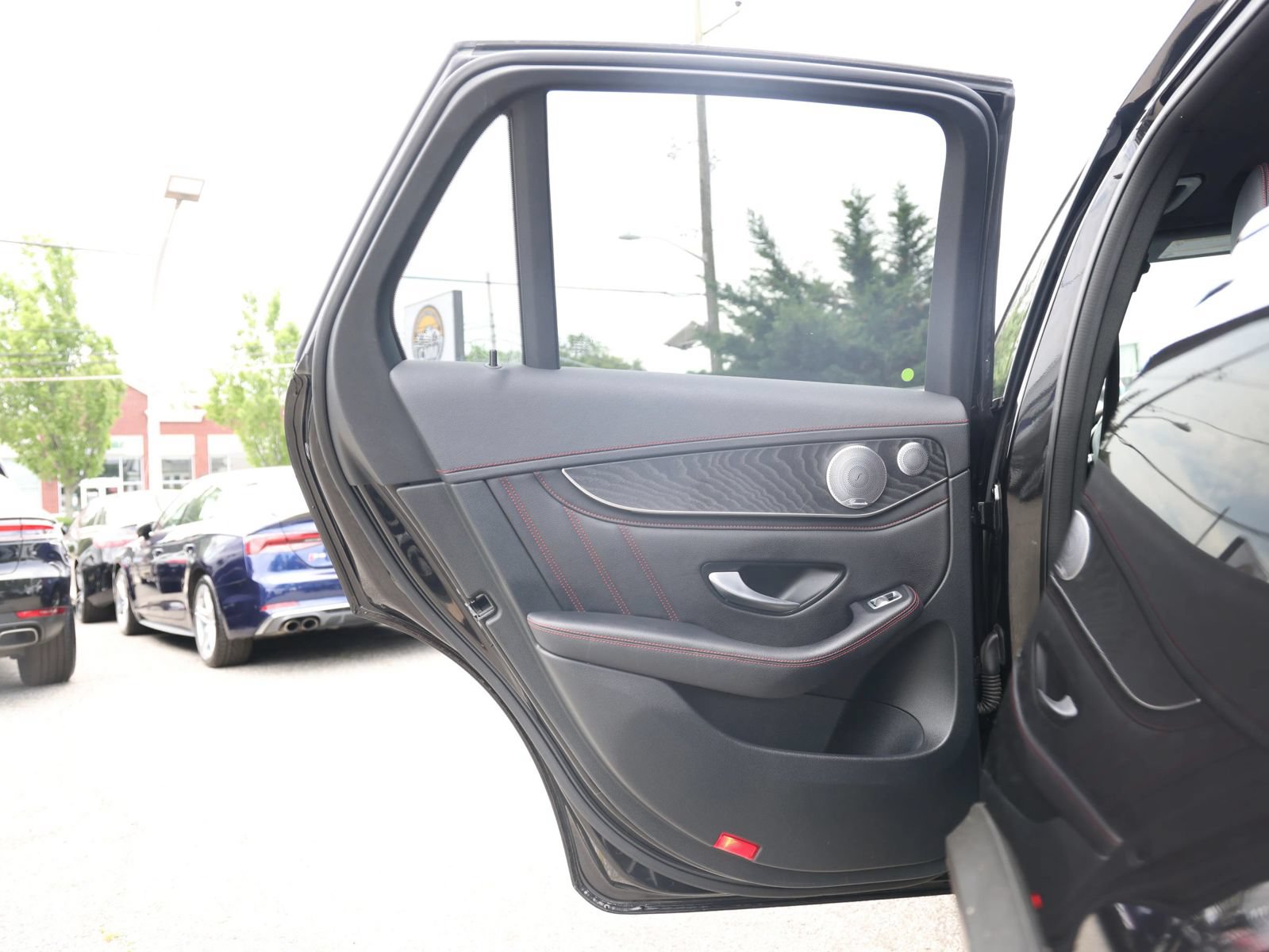 Used 2019 Mercedes-Benz GLC 43 AMG 4MATIC image 25