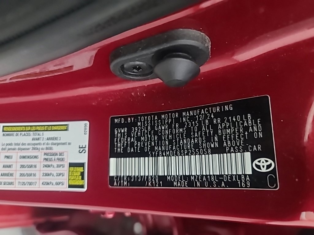 Used 2025 Toyota Corolla LE FWD image 40