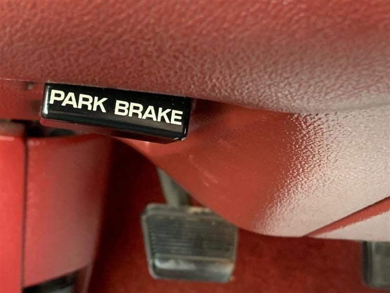 Used 1992 Oldsmobile Custom Cruiser image 21