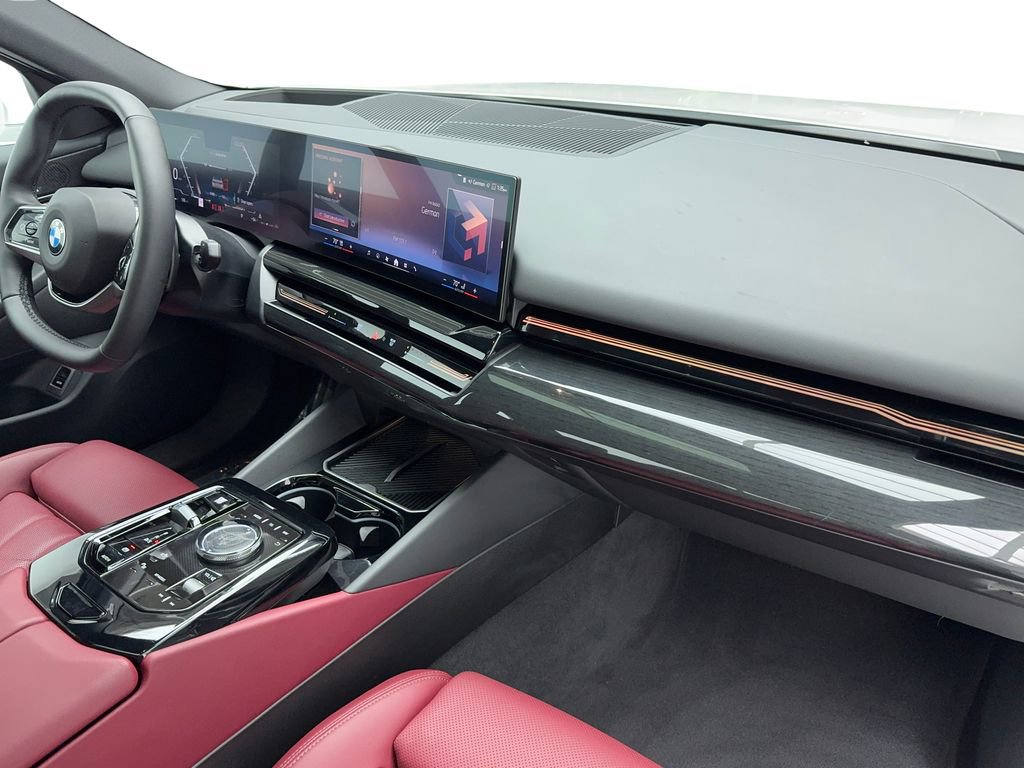Used 2026 BMW 530i xDrive image 44