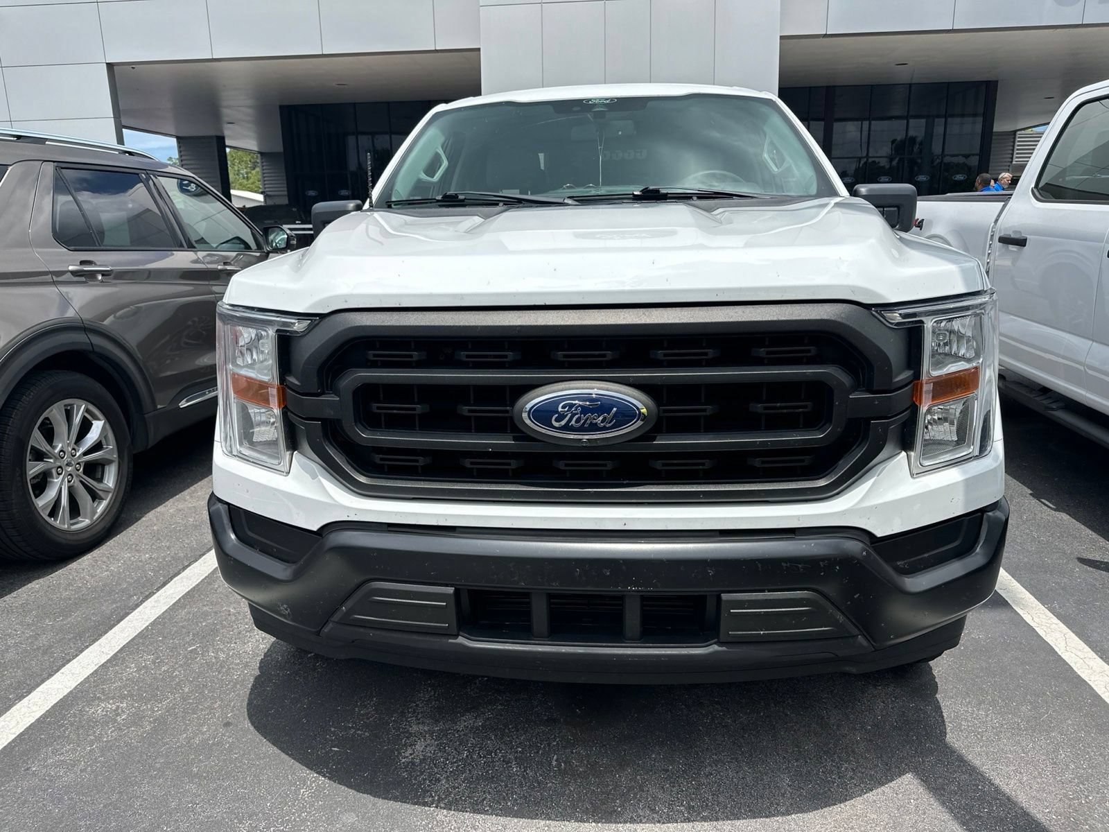 Used 2021 Ford F150 XL w/ Equipment Group 101A High RWD image 2