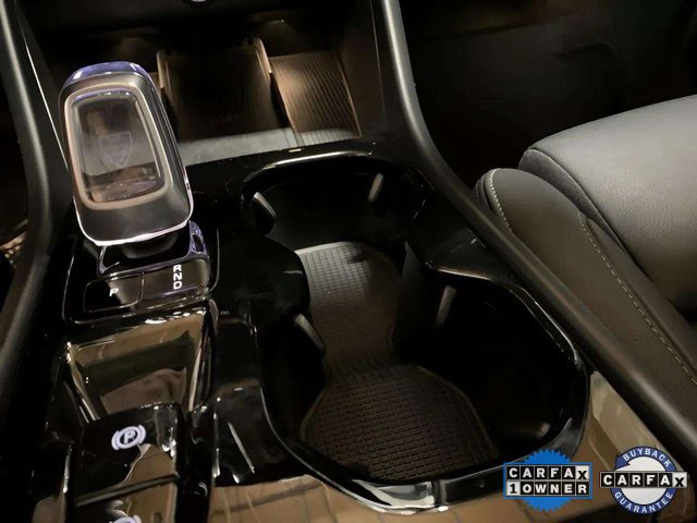 Used 2025 Volvo XC40 B5 Plus image 60