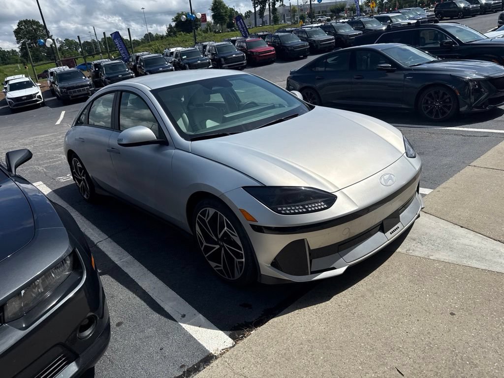 Used 2024 Hyundai Ioniq 6 SEL RWD image 3