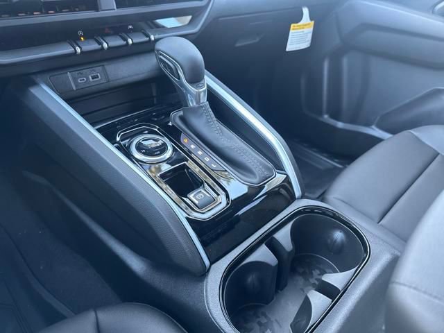 New 2025 Chevrolet Colorado LT w/ LT Convenience Package image 30