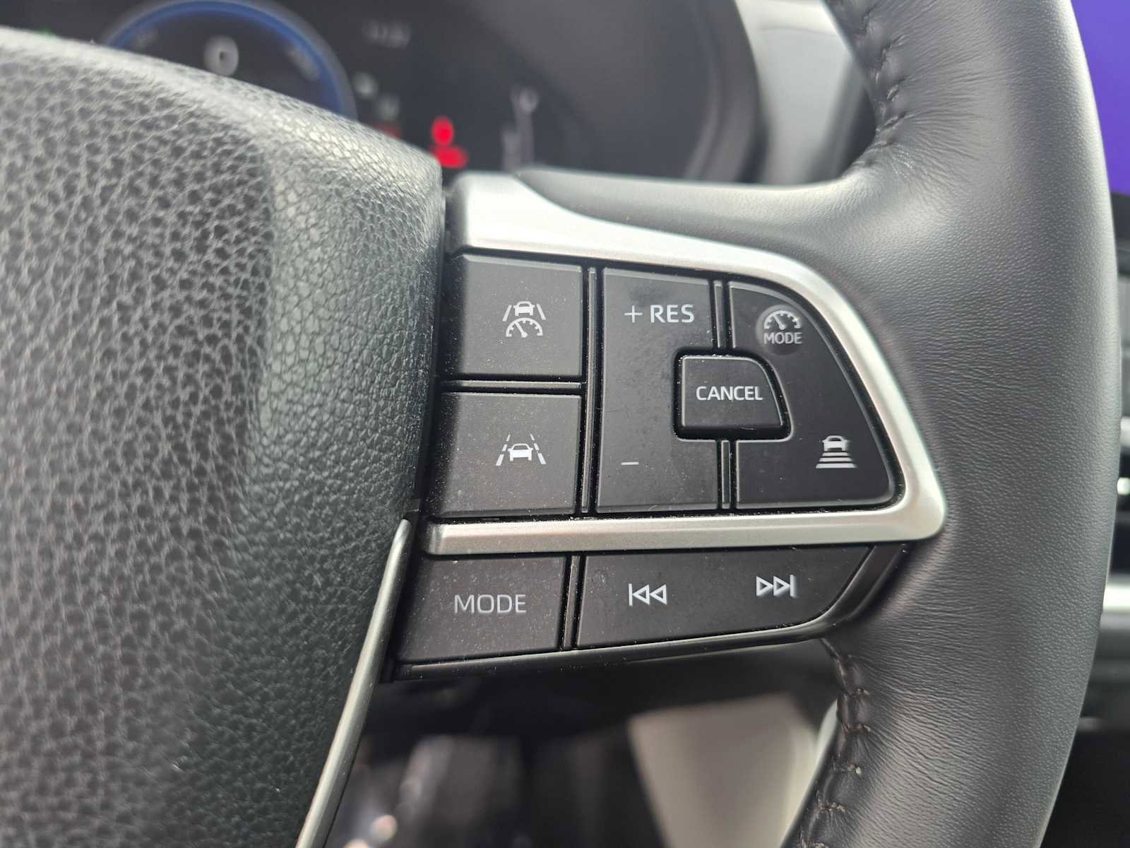 Used 2024 Toyota Grand Highlander XLE image 32