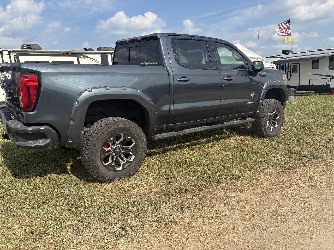 Used 2020 GMC Sierra 1500 AT4 w/ AT4 Premium Package AWD/4WD image 10