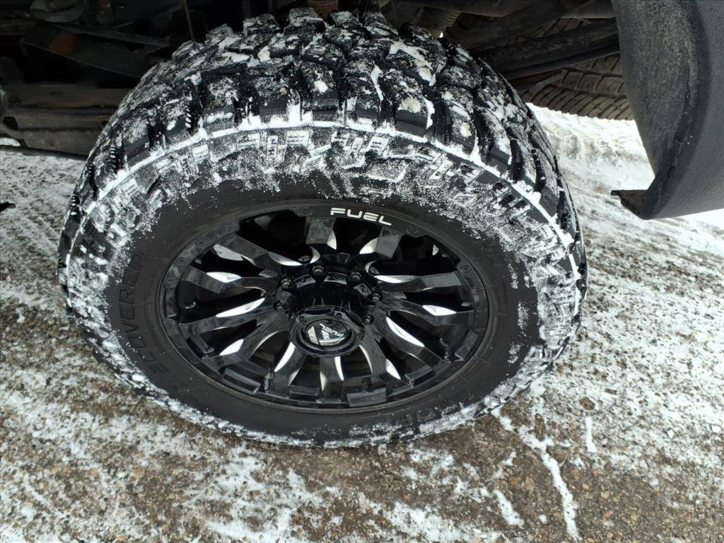 Used 2016 Ford F350 Platinum w/ Snow Plow Prep Package image 7