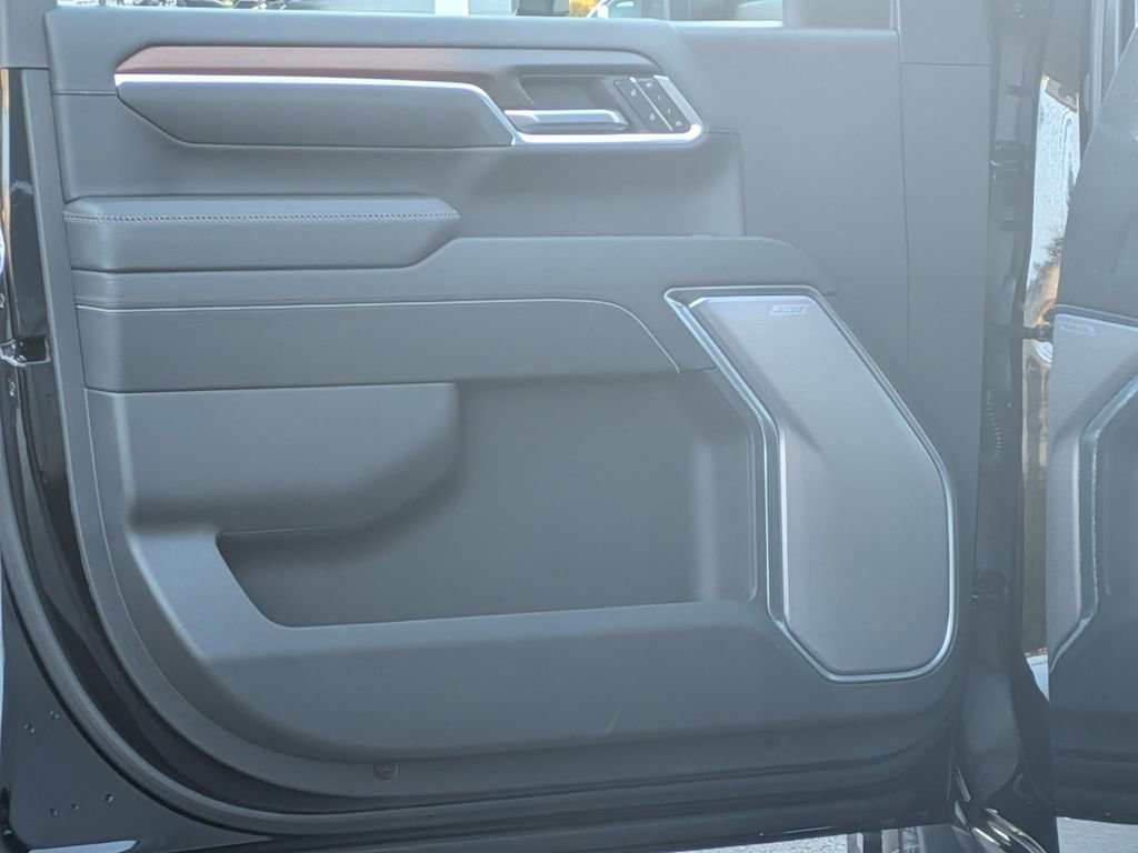 New 2026 GMC Sierra 2500 Denali w/ Max Trailering Package image 12