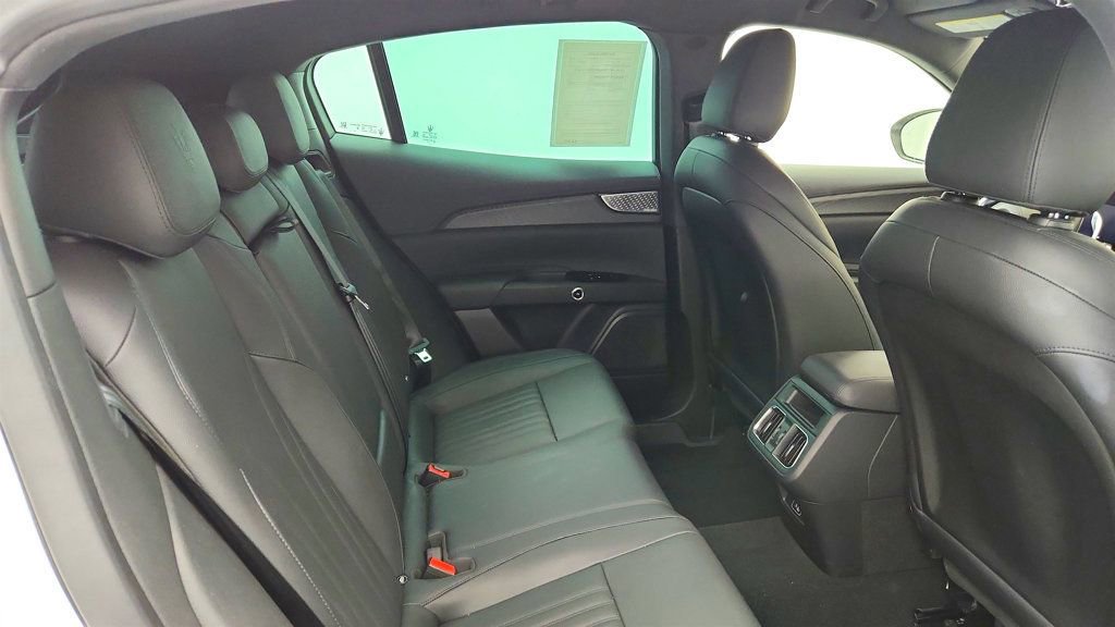 Used 2023 Maserati Grecale GT AWD/4WD image 23
