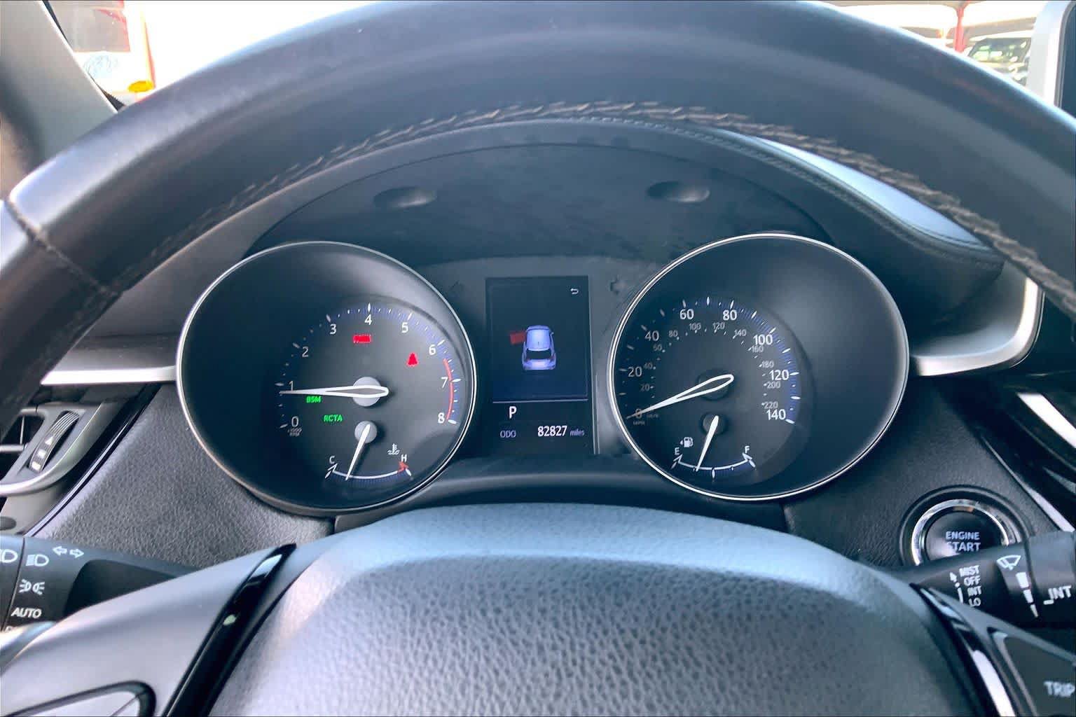 Used 2019 Toyota C-HR XLE FWD image 26