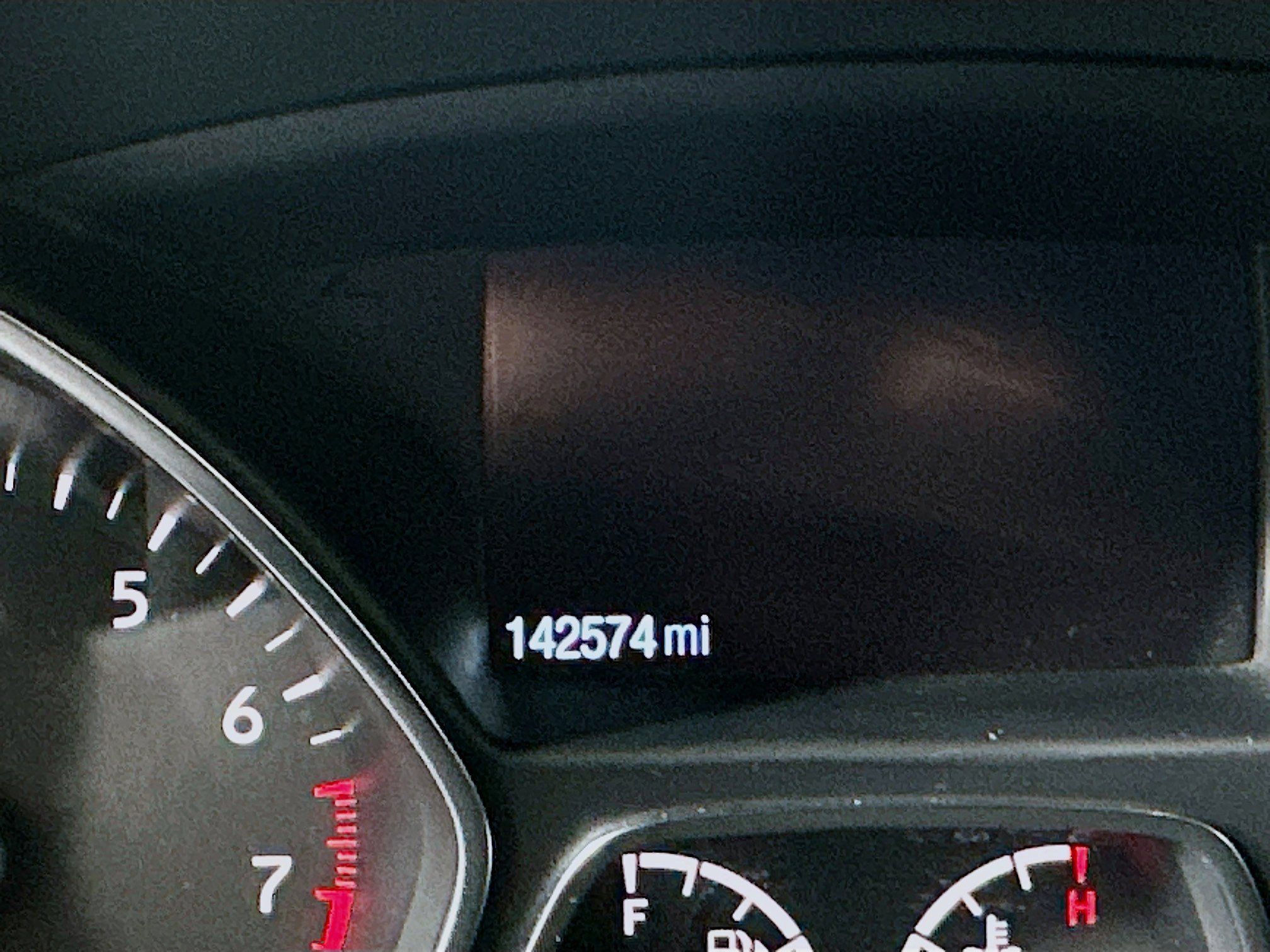 Used 2018 Ford Escape SE image 18