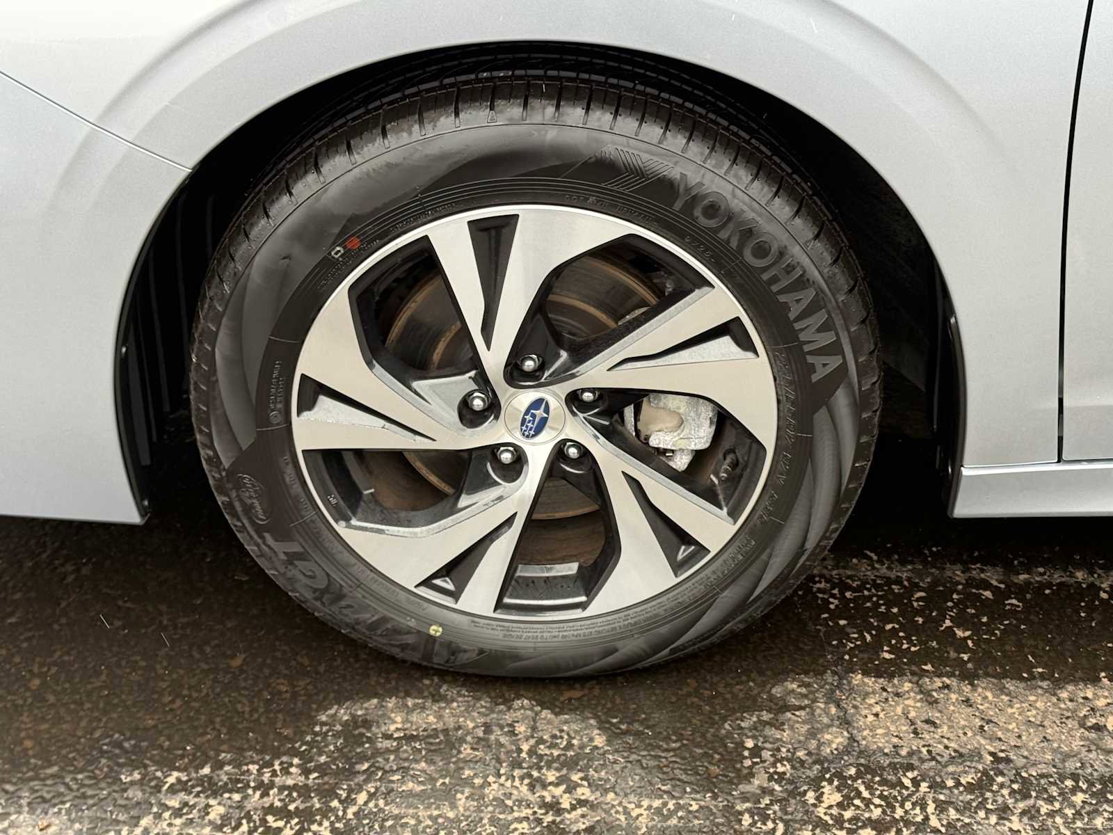 Certified 2025 Subaru Legacy Premium w/ Popular Package #1A AWD/4WD image 7