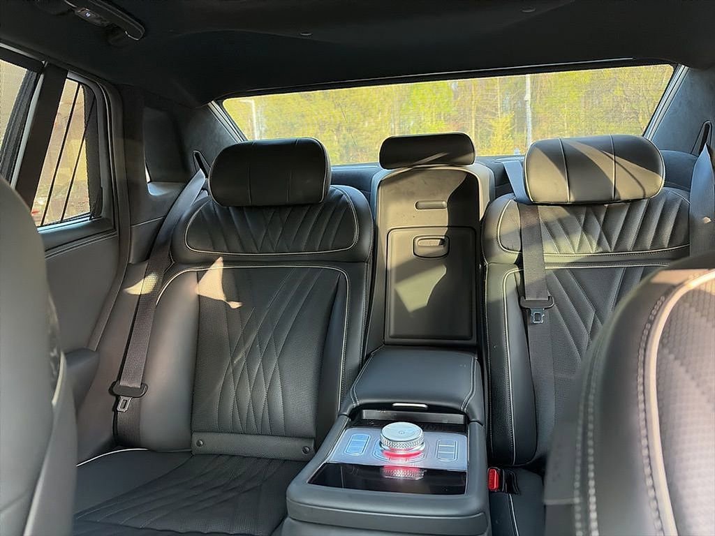 Used 2025 Genesis G90 3.5T AWD/4WD image 7