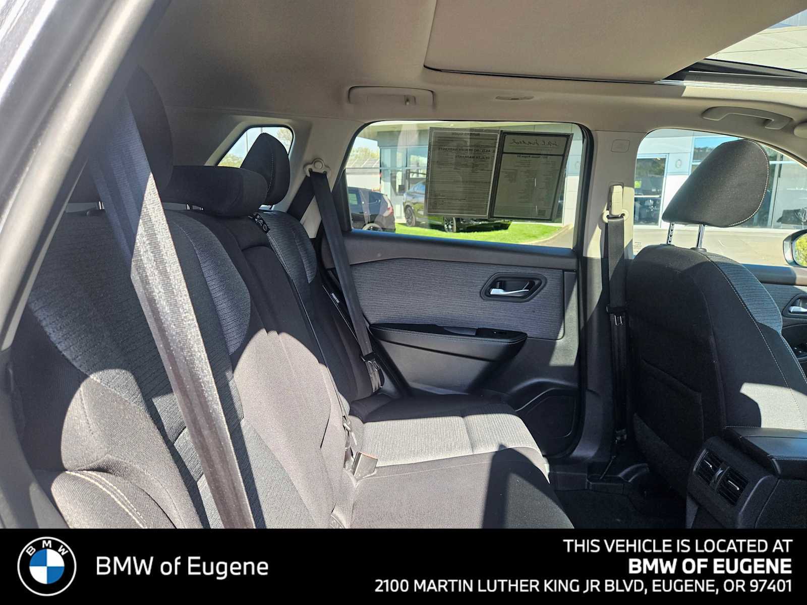 Used 2021 Nissan Rogue SV image 15