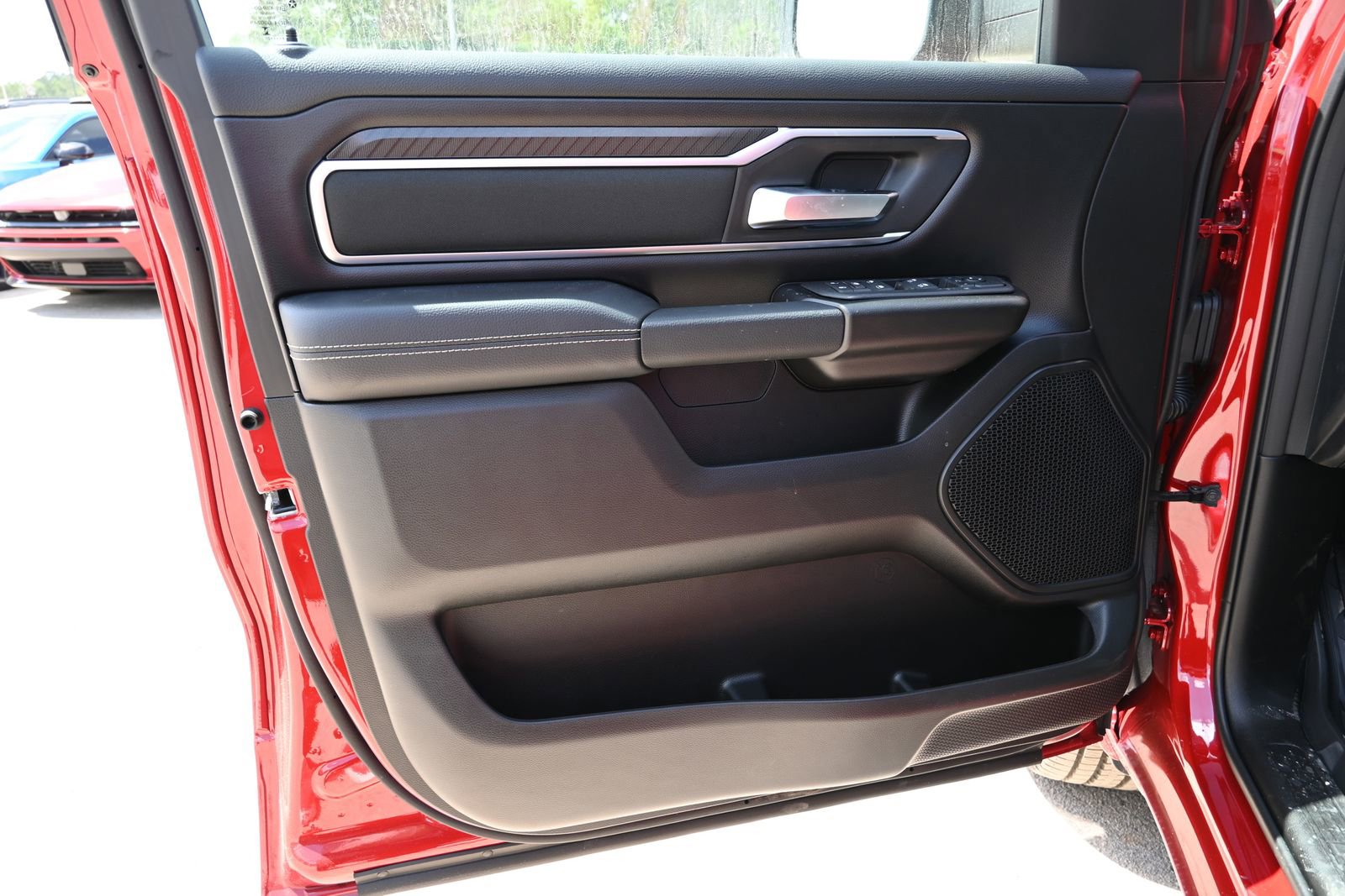 New 2026 RAM 1500 4x4 Crew Cab image 8