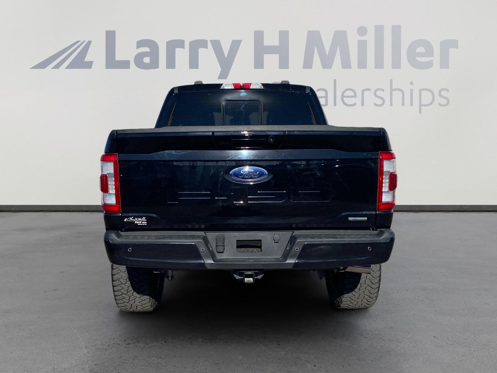 Used 2022 Ford F150 Lariat w/ Equipment Group 502A High image 4