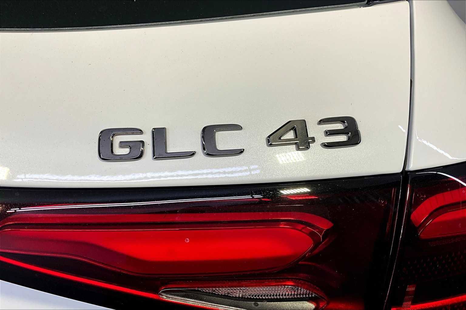 New 2026 Mercedes-Benz GLC 43 AMG 4MATIC image 6