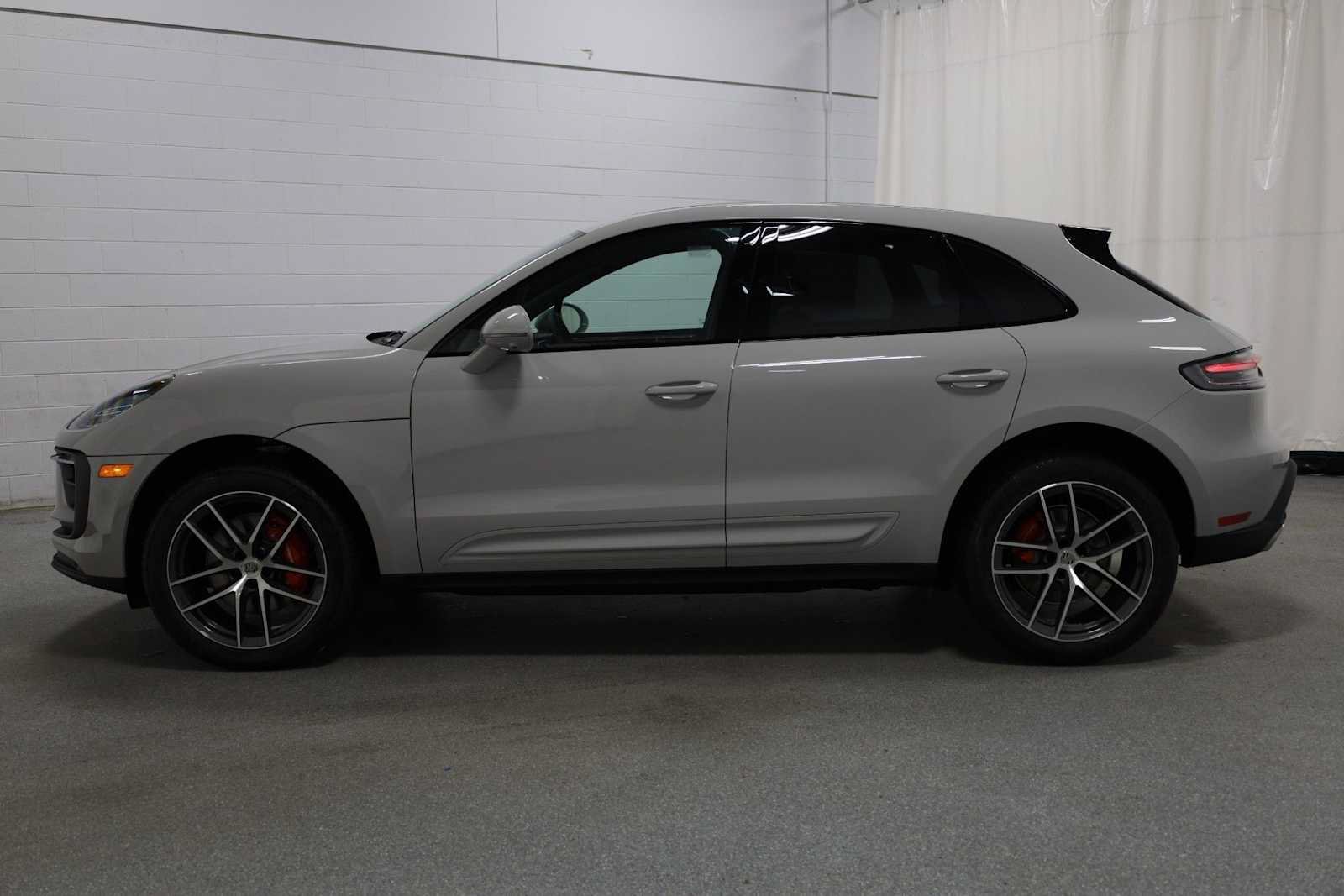 New 2026 Porsche Macan S AWD/4WD image 2