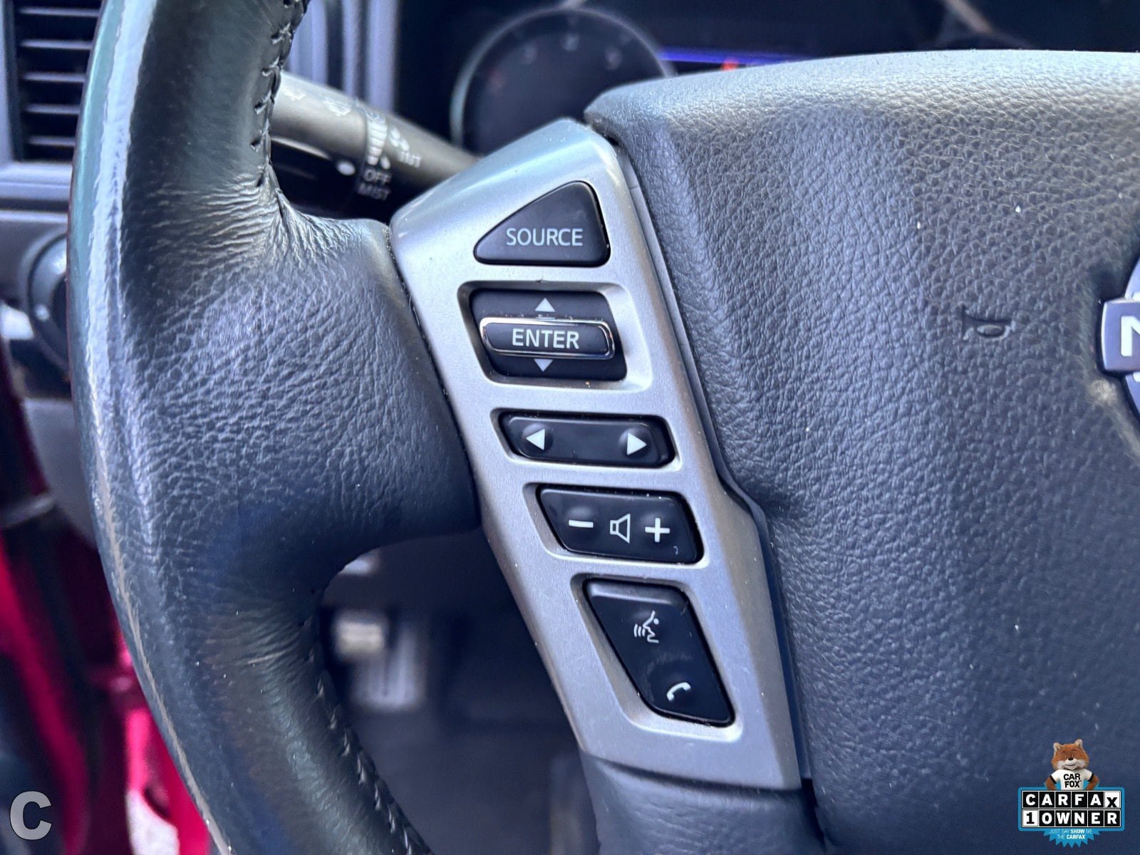 Used 2024 Nissan Titan SV w/ SV Convenience Package RWD image 20