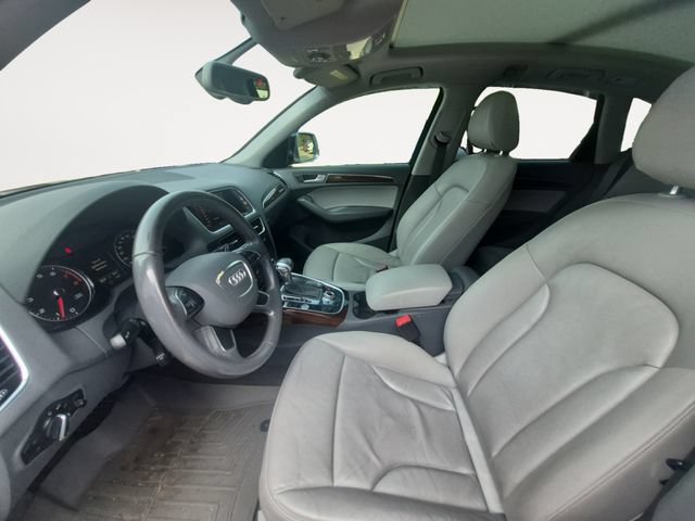 Used 2015 Audi Q5 2.0T Premium Plus w/ Technology Package AWD/4WD image 9