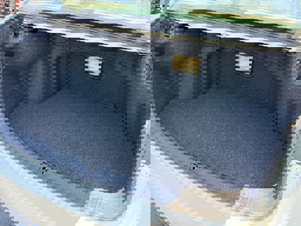 Used 2015 Toyota Avalon Limited FWD image 30