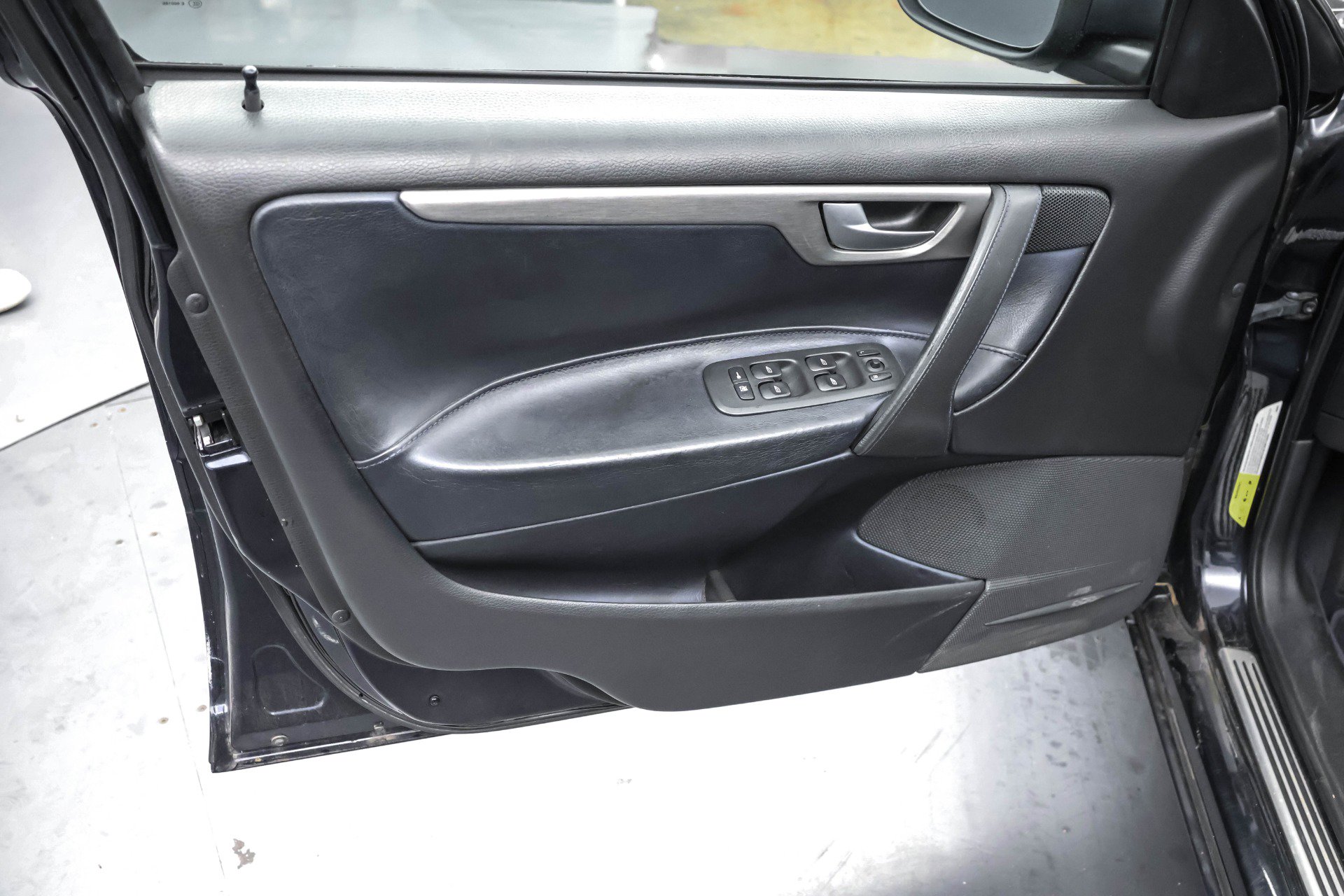 Used 2007 Volvo S60 R image 8