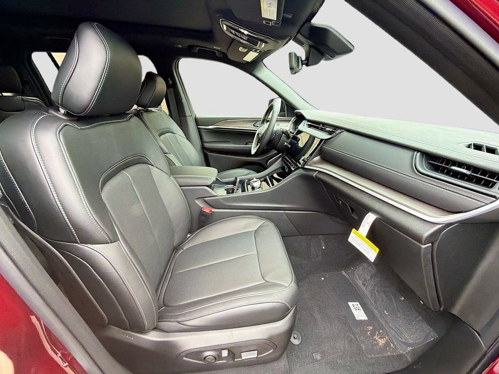 New 2026 Jeep Grand Cherokee L Limited AWD/4WD image 15