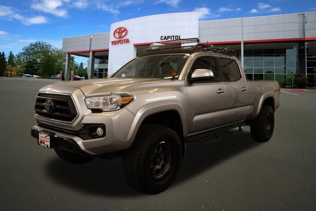 Certified 2022 Toyota Tacoma SR5 AWD/4WD image 7