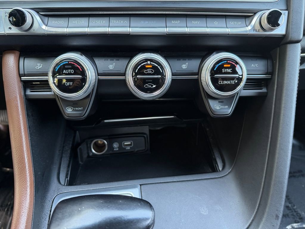 Used 2021 Genesis G70 2.0T w/ Elite Package AWD/4WD image 21