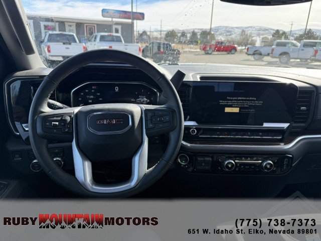 Used 2025 GMC Sierra 1500 SLE image 13