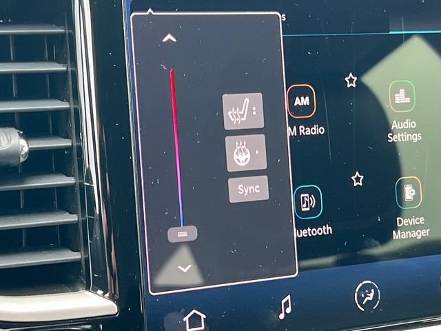 Used 2024 Chrysler Pacifica Touring-L FWD image 26