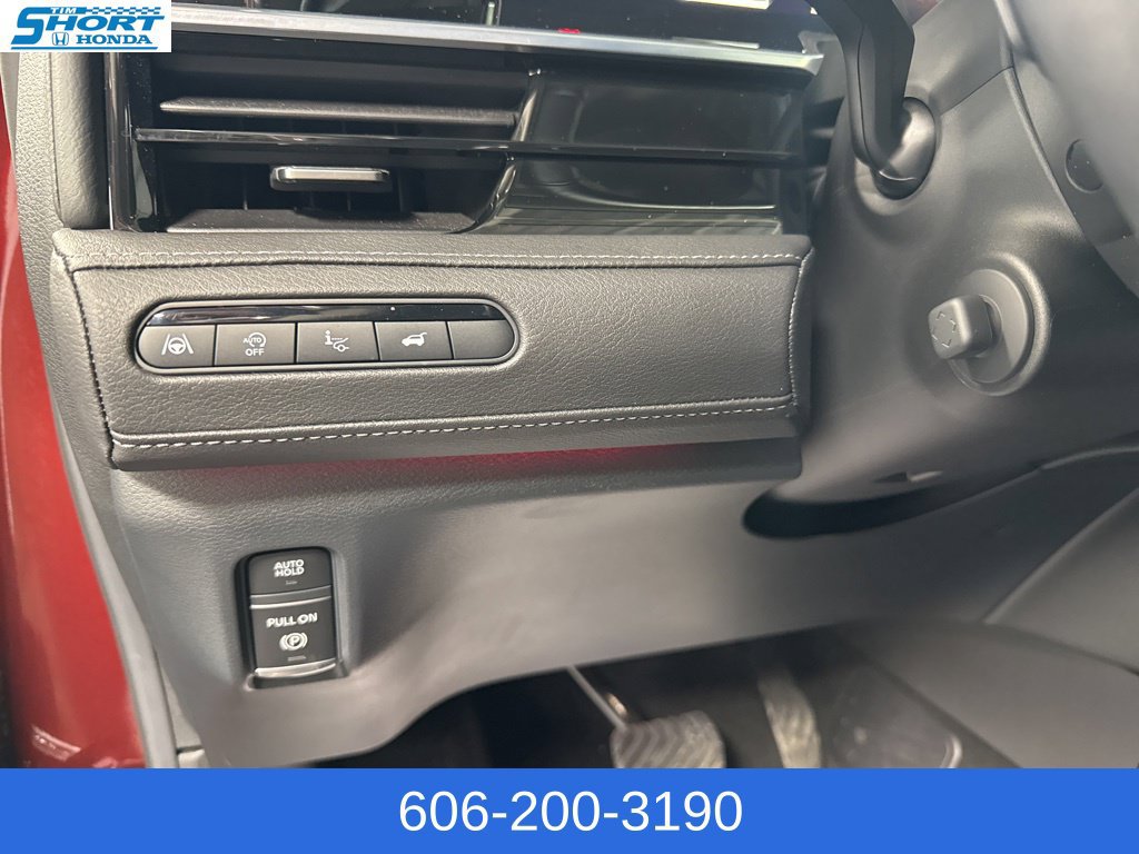 Used 2025 INFINITI QX80 Sensory AWD/4WD image 31