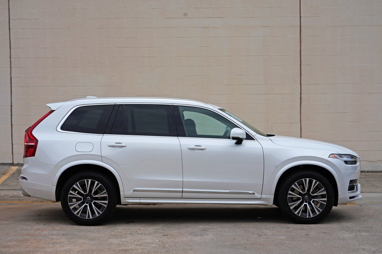 Used 2021 Volvo XC90 T8 Inscription Expression w/ Advanced Package AWD/4WD image 54