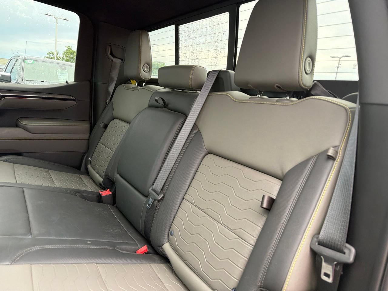 Used 2022 Chevrolet Silverado 1500 ZR2 w/ Technology Package AWD/4WD image 23