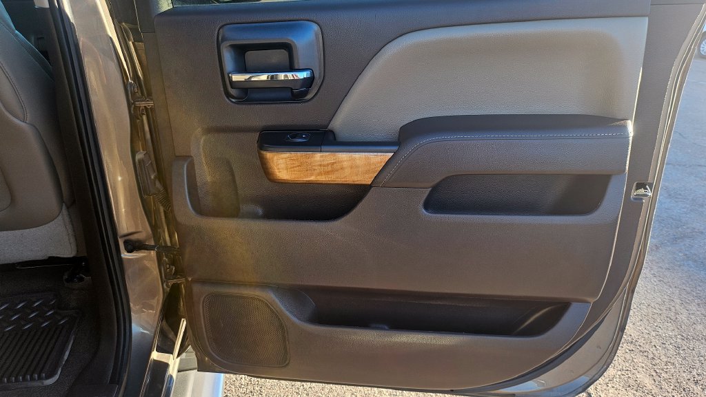 Used 2015 Chevrolet Silverado 1500 LTZ w/ Texas Edition, 1LZ Trim RWD image 20