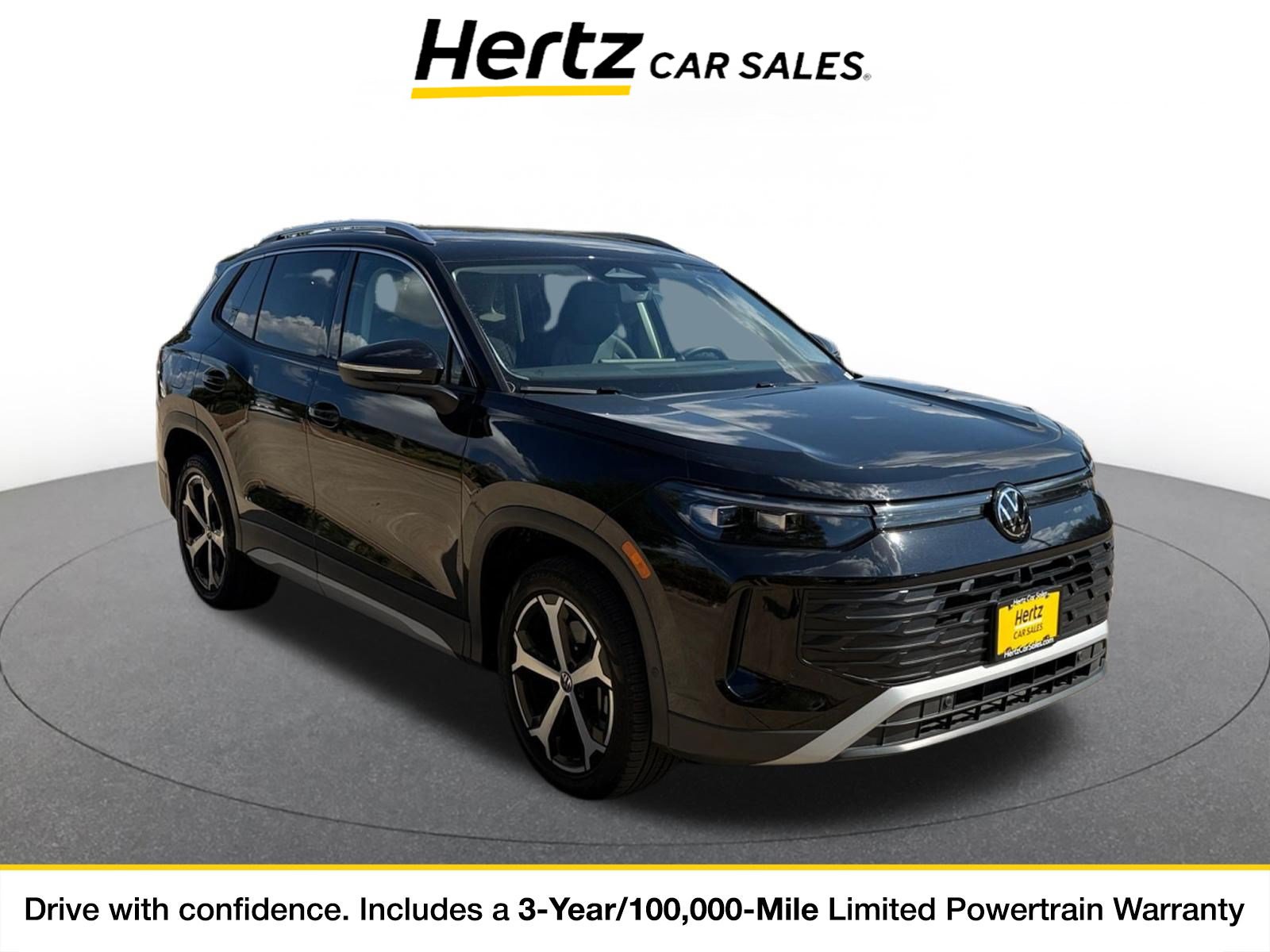 Used 2026 Volkswagen Tiguan SE AWD/4WD image 1